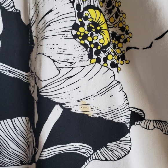 EUC! Black White Poppy Floral Print Work Dress - Picture 3 of 4